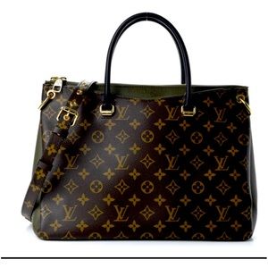 Louis Vuitton Pallas